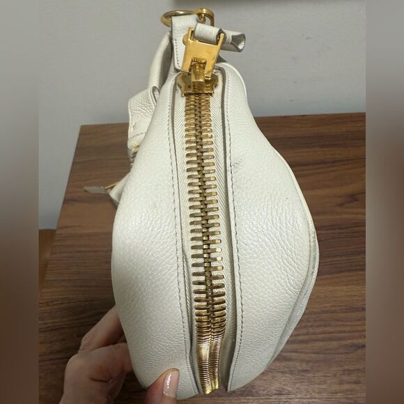 Tom Ford Cream Shoulder Bag - Picture 10 of 14